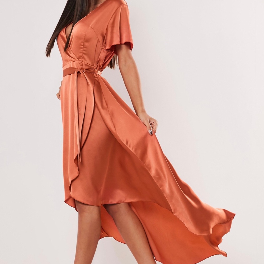 - MISSGUIDED NWThigh low wrap dress Sz  8 color Rust